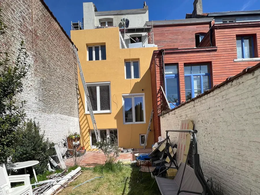 Facade Renovation — Tournai — Alpha Services Benelux