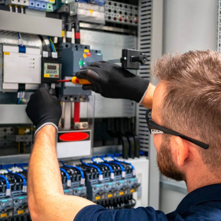 Elektricien Hoogstade